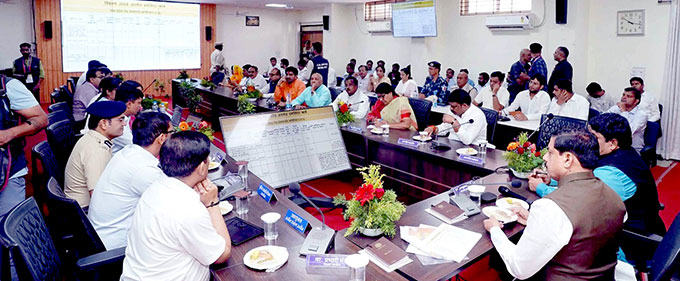 News from Bhopal, Madhya Pradesh News, Heritage, Culture, Farmers, Community News, Awareness, Charity, Climate change, Welfare, NGO, Startup, Economy, Finance, Business summit, Investments, News photo, Breaking news, Exclusive image, Latest update, Coverage, Event highlight, Politics, Election, Politician, Campaign, Government, prativad news photo, top news photo, प्रतिवाद, समाचार, हिन्दी समाचार, फोटो समाचार, फोटो