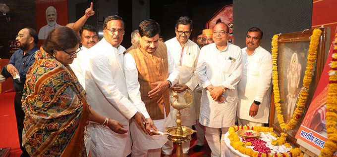News from Bhopal, Madhya Pradesh News, Heritage, Culture, Farmers, Community News, Awareness, Charity, Climate change, Welfare, NGO, Startup, Economy, Finance, Business summit, Investments, News photo, Breaking news, Exclusive image, Latest update, Coverage, Event highlight, Politics, Election, Politician, Campaign, Government, prativad news photo, top news photo, प्रतिवाद, समाचार, हिन्दी समाचार, फोटो समाचार, फोटो
