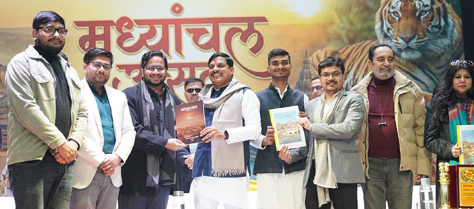 News from Bhopal, Madhya Pradesh News, Heritage, Culture, Farmers, Community News, Awareness, Charity, Climate change, Welfare, NGO, Startup, Economy, Finance, Business summit, Investments, News photo, Breaking news, Exclusive image, Latest update, Coverage, Event highlight, Politics, Election, Politician, Campaign, Government, prativad news photo, top news photo, प्रतिवाद, समाचार, हिन्दी समाचार, फोटो समाचार, फोटो