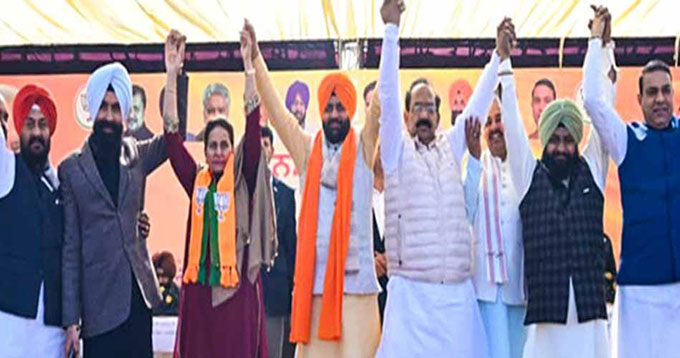 News from Bhopal, Madhya Pradesh News, Heritage, Culture, Farmers, Community News, Awareness, Charity, Climate change, Welfare, NGO, Startup, Economy, Finance, Business summit, Investments, News photo, Breaking news, Exclusive image, Latest update, Coverage, Event highlight, Politics, Election, Politician, Campaign, Government, prativad news photo, top news photo, प्रतिवाद, समाचार, हिन्दी समाचार, फोटो समाचार, फोटो