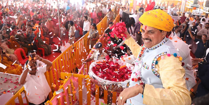 News from Bhopal, Madhya Pradesh News, Heritage, Culture, Farmers, Community News, Awareness, Charity, Climate change, Welfare, NGO, Startup, Economy, Finance, Business summit, Investments, News photo, Breaking news, Exclusive image, Latest update, Coverage, Event highlight, Politics, Election, Politician, Campaign, Government, prativad news photo, top news photo, प्रतिवाद, समाचार, हिन्दी समाचार, फोटो समाचार, फोटो