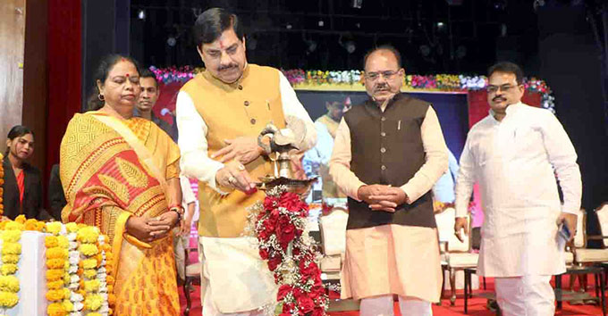 News from Bhopal, Madhya Pradesh News, Heritage, Culture, Farmers, Community News, Awareness, Charity, Climate change, Welfare, NGO, Startup, Economy, Finance, Business summit, Investments, News photo, Breaking news, Exclusive image, Latest update, Coverage, Event highlight, Politics, Election, Politician, Campaign, Government, prativad news photo, top news photo, प्रतिवाद, समाचार, हिन्दी समाचार, फोटो समाचार, फोटो