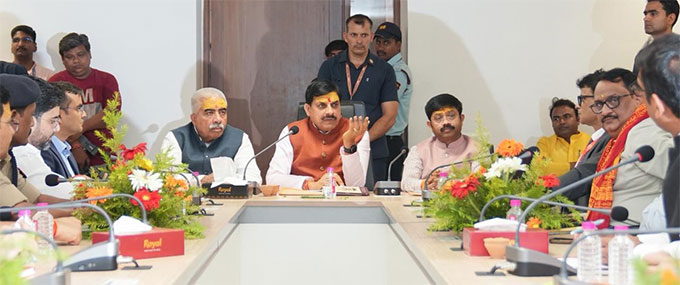 News from Bhopal, Madhya Pradesh News, Heritage, Culture, Farmers, Community News, Awareness, Charity, Climate change, Welfare, NGO, Startup, Economy, Finance, Business summit, Investments, News photo, Breaking news, Exclusive image, Latest update, Coverage, Event highlight, Politics, Election, Politician, Campaign, Government, prativad news photo, top news photo, प्रतिवाद, समाचार, हिन्दी समाचार, फोटो समाचार, फोटो