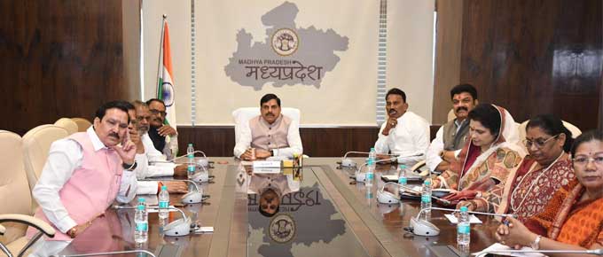 News from Bhopal, Madhya Pradesh News, Heritage, Culture, Farmers, Community News, Awareness, Charity, Climate change, Welfare, NGO, Startup, Economy, Finance, Business summit, Investments, News photo, Breaking news, Exclusive image, Latest update, Coverage, Event highlight, Politics, Election, Politician, Campaign, Government, prativad news photo, top news photo, प्रतिवाद, समाचार, हिन्दी समाचार, फोटो समाचार, फोटो