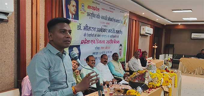 News from Bhopal, Madhya Pradesh News, Heritage, Culture, Farmers, Community News, Awareness, Charity, Climate change, Welfare, NGO, Startup, Economy, Finance, Business summit, Investments, News photo, Breaking news, Exclusive image, Latest update, Coverage, Event highlight, Politics, Election, Politician, Campaign, Government, prativad news photo, top news photo, प्रतिवाद, समाचार, हिन्दी समाचार, फोटो समाचार, फोटो