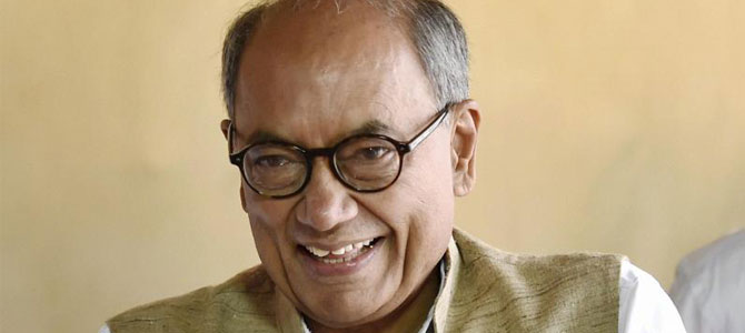 दिग्विजय का ट्वीट- 'बोया मोदी, निकला मनमोहन'