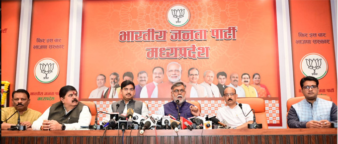 भाजपा सरकार की योजनाओं का सामाजिक प्रभाव, रेवड़ी बांटने का आरोप निराधार