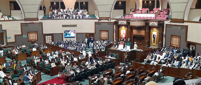 मध्य प्रदेश के राज्यपाल ने विधानसभा भाषण में पीएम मोदी की सराहना की, कांग्रेस ने टोका 'लाडली बहना' गायब