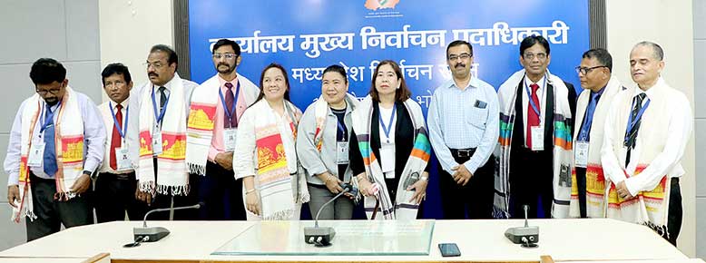 महात्मा गांधीजी के देश में लोकतंत्र लोगों के दिलों में जिंदा है, हमने ऐसा चुनाव कभी नहीं देखा - इंटरनेशनल डेलीगेशन